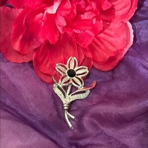 Vintage Sarah Coventry Silver-Tone Daisy Brooch with Black Center